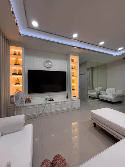 4-bed house for rent near BTS Khu Khot, photo 3 of 5
