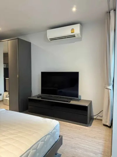 ให้เช่าคอนโดสตูดิโอ Rhythm Ekkamai Estate รูปที่ 3 จาก 5