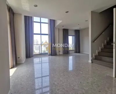 Condo 2 chambres à vendre à The Crest Sukhumvit 34, photo 1 sur 5