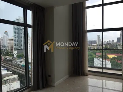 Condo 2 chambres à vendre à The Crest Sukhumvit 34, photo 4 sur 5