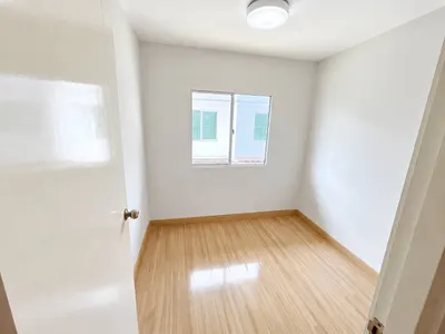3-bed house for sale near BTS Khu Khot, photo 4 of 5