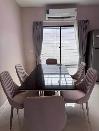 3-bed townhouse for rent near ARL Ban Thap Chang, photo 3 of 5