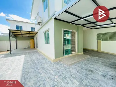 3-bed townhouse for sale near MRT Bang Phlu, photo 3 of 5