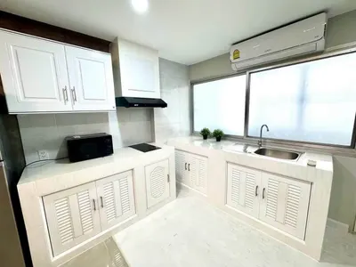 Condo 2 chambres à louer près de la station MRT Charan 13, photo 5 sur 5