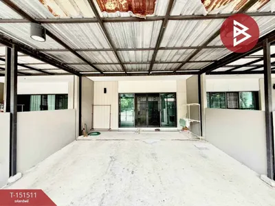 3-bed townhouse for sale near BTS Khu Khot, photo 3 of 5