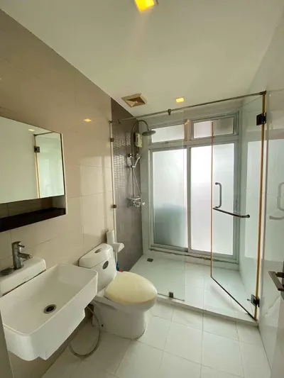 Condo 1 chambre à louer près de la station BTS Phra Khanong, photo 5 sur 5