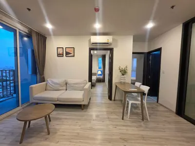 2-bed condo for rent near MRT Huai Khwang, photo 6 of 15