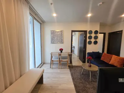 2-bed condo for rent near MRT Huai Khwang, photo 5 of 15