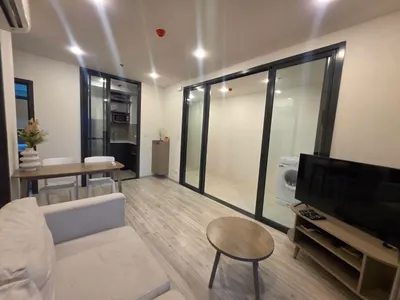2-bed condo for rent near MRT Huai Khwang, photo 14 of 15