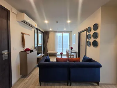 2-bed condo for rent near MRT Huai Khwang, photo 2 of 15