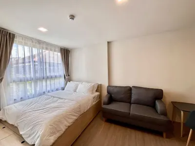 1-bed condo for rent near BTS Bearing, photo 2 of 5