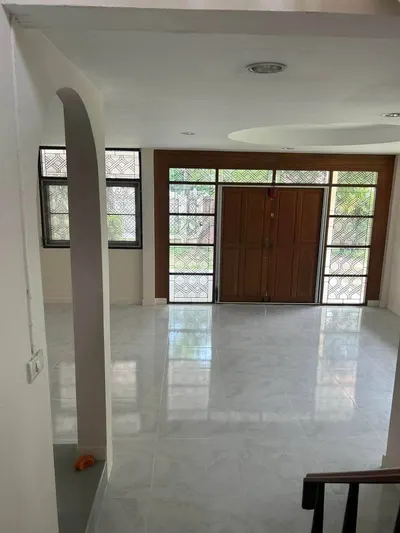 BTS セーナーニコム駅周辺の3ベッドルーム一戸建て（賃貸）、写真4/5