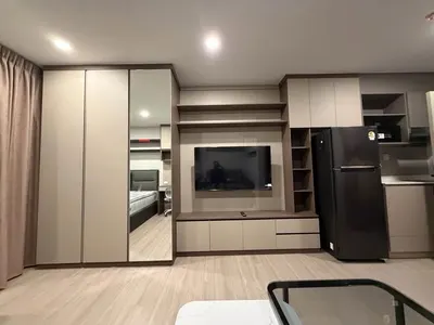 Condo 1 chambre à louer près de la station BTS Phra Khanong, photo 1 sur 6
