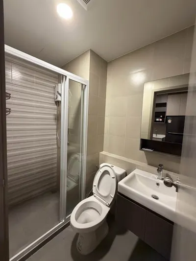 Condo 1 chambre à louer près de la station BTS Phra Khanong, photo 2 sur 6