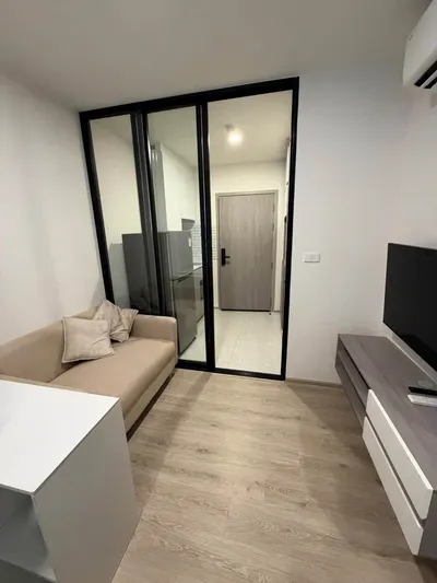 Condo for rent at Origin Plug & Play Sirindhorn Station, photo 2 of 5