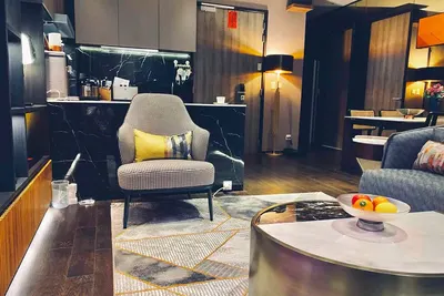 3-bed condo for rent at Whizdom Essence Sukhumvit, photo 4 of 5