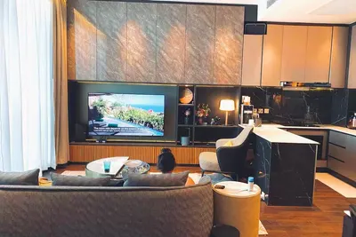 3-bed condo for rent at Whizdom Essence Sukhumvit, photo 2 of 5