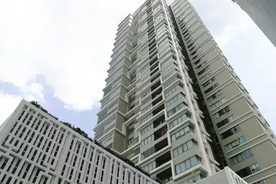 ให้เช่าคอนโด 1 ห้องนอน The Emporio Place รูปที่ 1 จาก 5