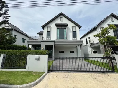 3-bed house for rent at Saransiri Ramkhamhaeng, photo 1 of 5