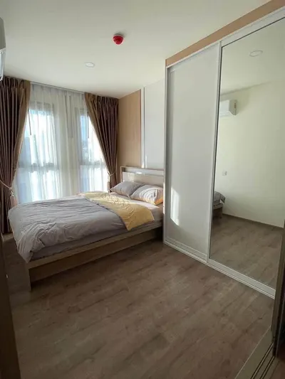 1-bed condo for rent near MRT Bang Khun Non, photo 1 of 5