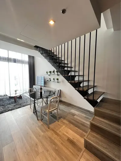 ให้เช่าคอนโด The Lofts Ekkamai รูปที่ 1 จาก 5