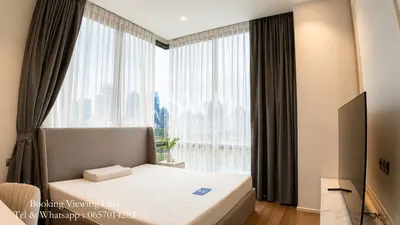 2-bed condo for rent near BTS Ratchadamri, photo 2 of 5