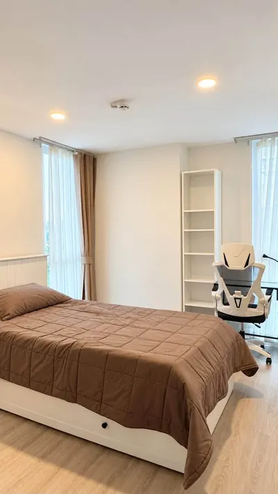 Chateau In Town Ratcha Yothinの2ベッドルームコンドミニアム（賃貸）、写真1/5