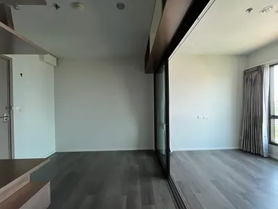 1-bed condo for sale at The Stage Taopoon - Interchange, photo 2 of 5