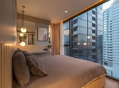 MUNIQ Sukhumvit 23の2ベッドルームコンドミニアム（賃貸）、写真3/5