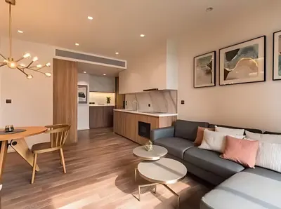 MUNIQ Sukhumvit 23の2ベッドルームコンドミニアム（賃貸）、写真1/5