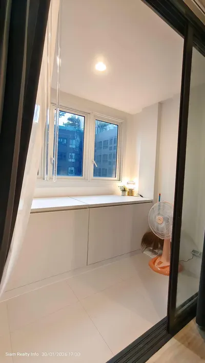 Condo for rent at XT HUAIKHWANG, photo 4 of 5