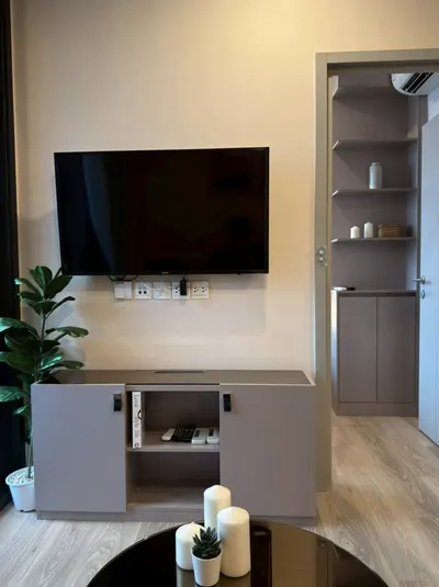 1-bed condo for rent near BTS Thong Lo, photo 2 of 5