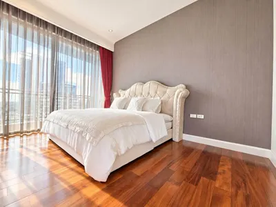 3-bed condo for sale near MRT Si Lom, photo 3 of 5