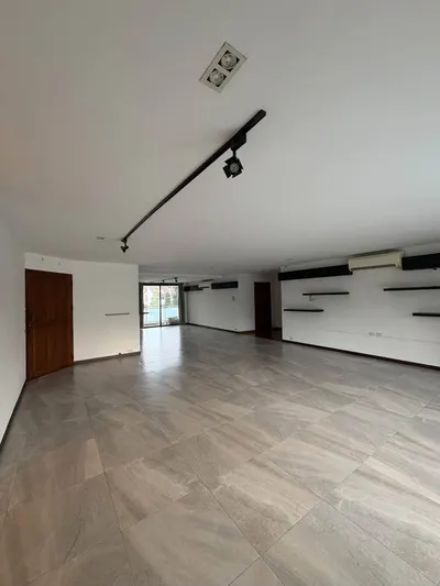 2-bed condo for sale near BTS Bang Na, photo 3 of 5