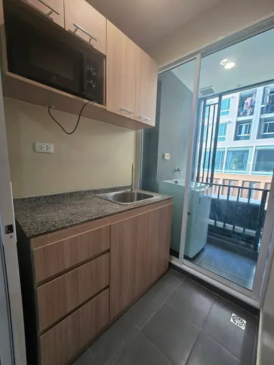 ให้เช่าคอนโดสตูดิโอ Regent Home 97/1 รูปที่ 5 จาก 5