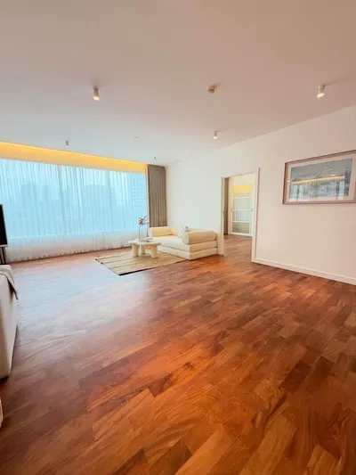 2-bed condo for rent near BTS Phrom Phong, photo 3 of 5