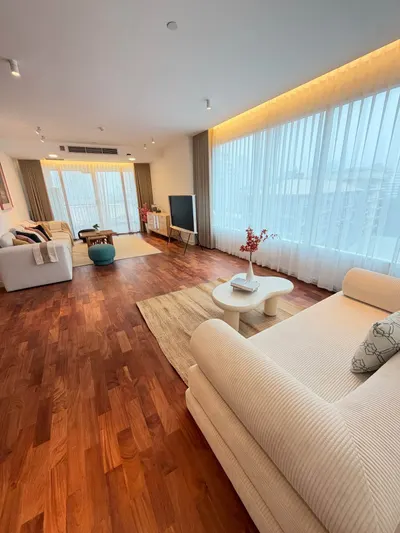 2-bed condo for rent near BTS Phrom Phong, photo 2 of 5
