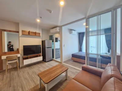 1-bed condo for rent at Regent Home Bangna, photo 2 of 5