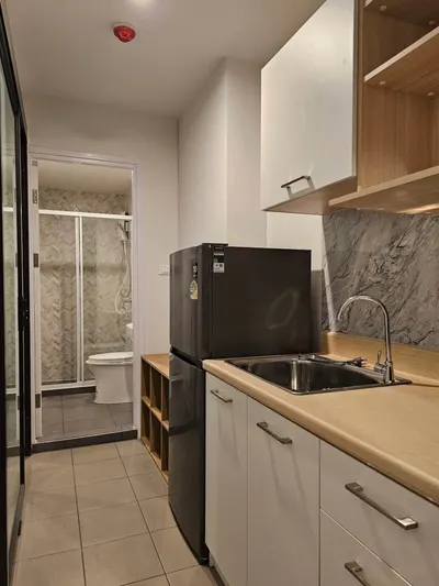 Regent Home Wutthakat Building B的1房公寓出租，第5张，共5张