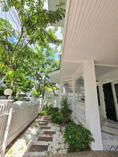 4-bed house for rent in Bangkok, photo 2 of 5