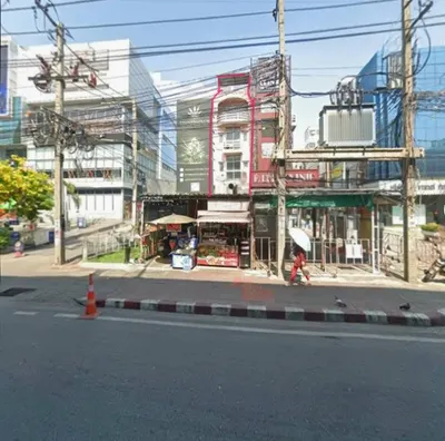 MRT 邦坤暖站附近的商业用房出售，第2张，共5张