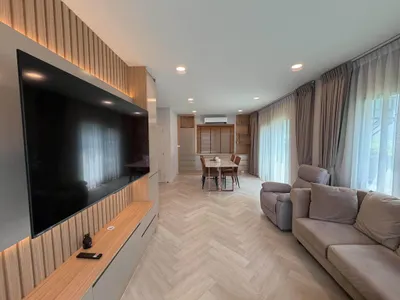 MRT 邦普站附近的3房独栋住宅出租，第2张，共5张