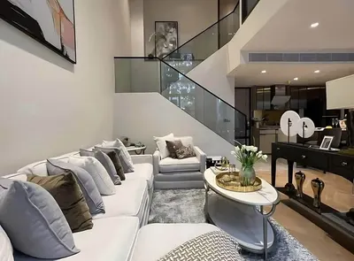 The Reserve Sukhumvit 61の2ベッドルームコンドミニアム（賃貸）、写真1/5