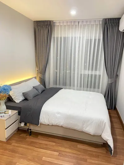 1-bed condo for sale at Regent Home Bangson 27, photo 3 of 5