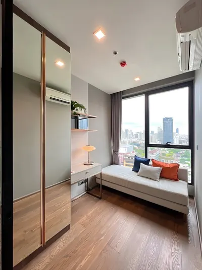 1-bed condo for rent near BTS Thong Lo, photo 2 of 5