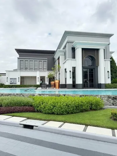 4-bed house for rent near MRT Outer Ring Road-Ram Inthra, photo 1 of 5