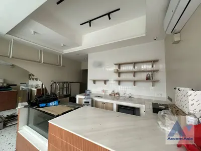 3-bed townhouse for rent near BTS Thong Lo, photo 3 of 5