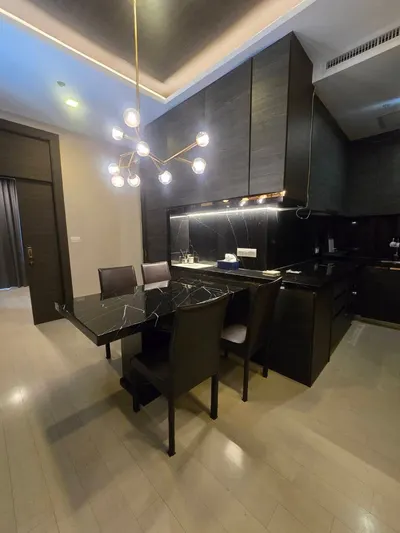 2-bed condo for rent at Noble Ploenchit, photo 5 of 5