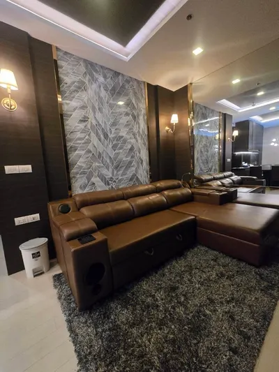 2-bed condo for rent at Noble Ploenchit, photo 1 of 5
