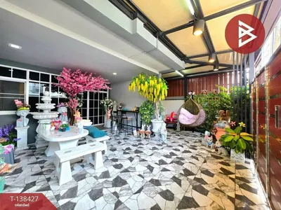 3-bed townhouse for sale near MRT Bang Khae, photo 2 of 5